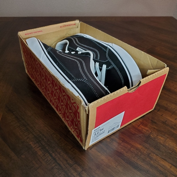 Vans Bearcat Black/White Men Size 8, equivalent to Women Size 9.5 - Picture 9 of 10